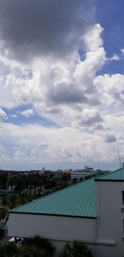 דייטונה ביץ' Daytona Condo With Beautiful Ocean And City View מראה חיצוני תמונה